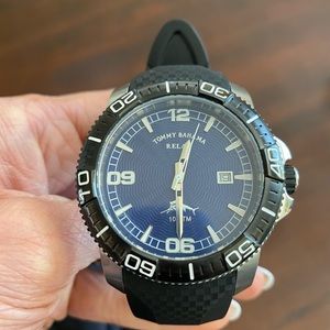 Tommy Bahama relaxed mens watch